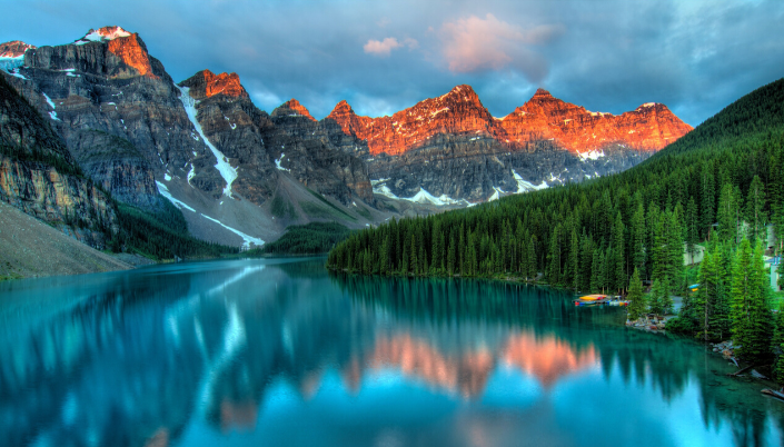 Trekking in Canada